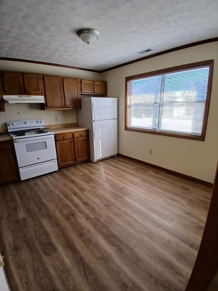 5913 Labonte Rd - Photo 6 of 13