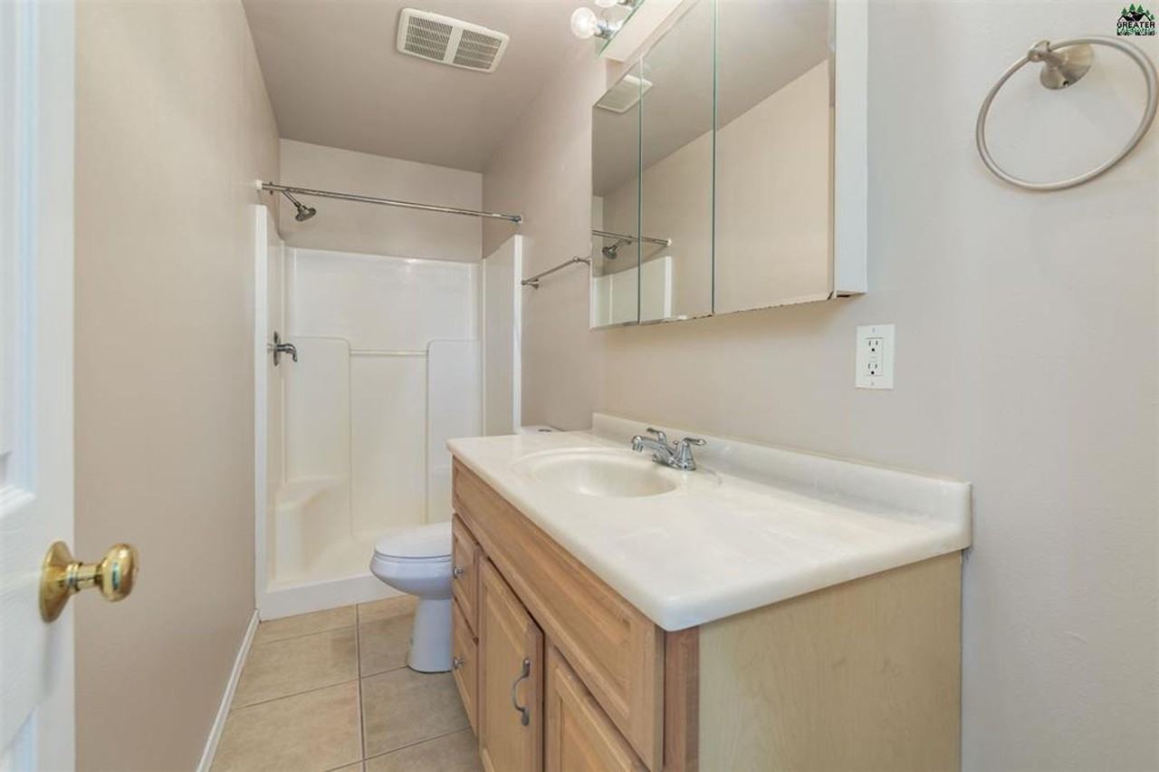 968 Pickering Dr - Photo 3 of 8