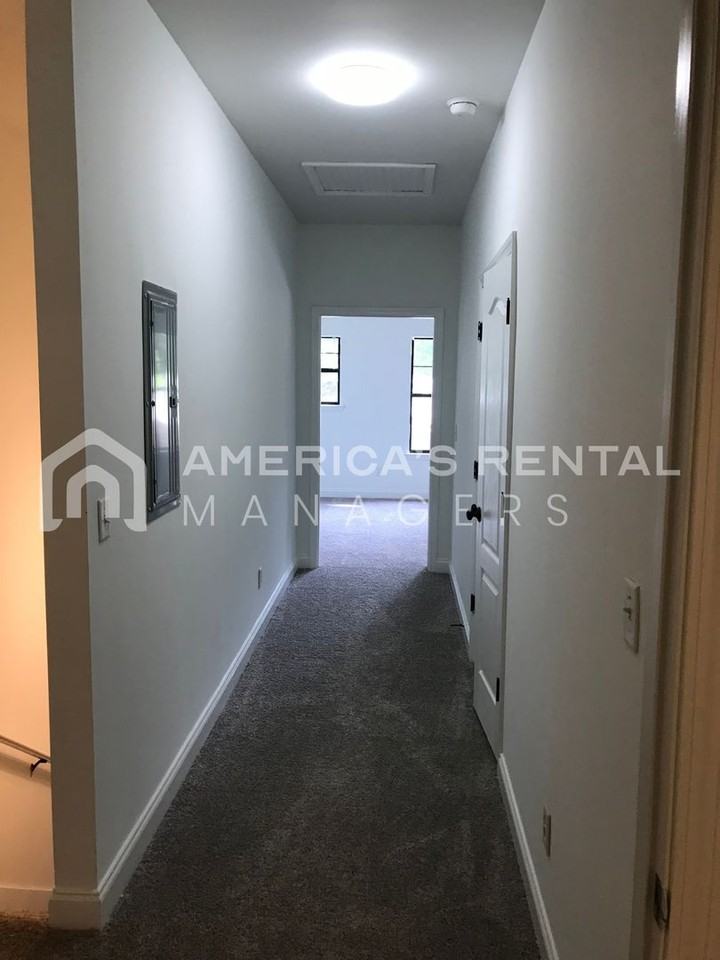 1911 6th Ave - Photo 7 of 16