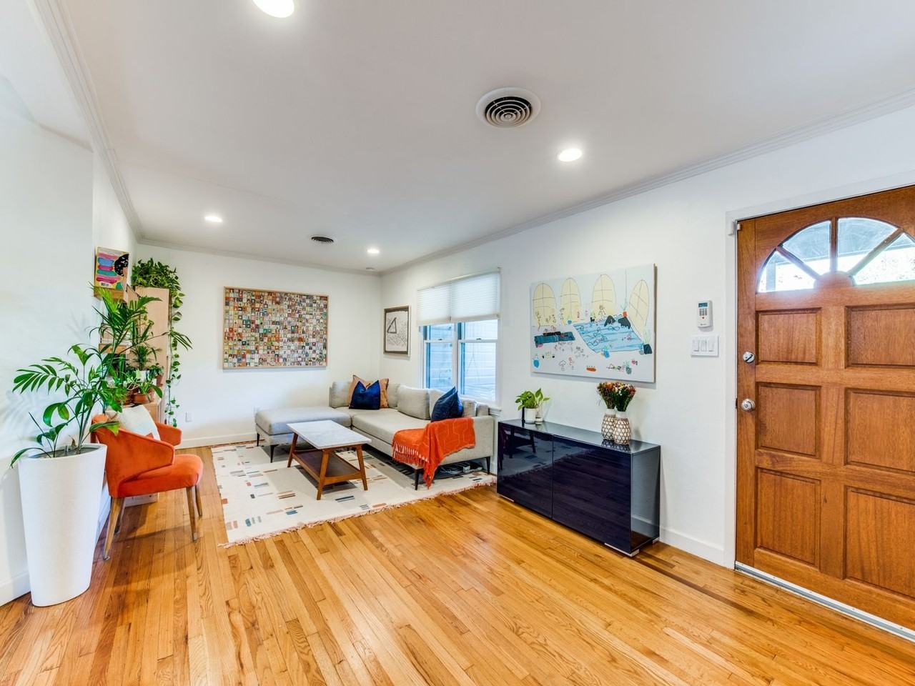 102 Wellesley Blvd - Photo 3 of 25