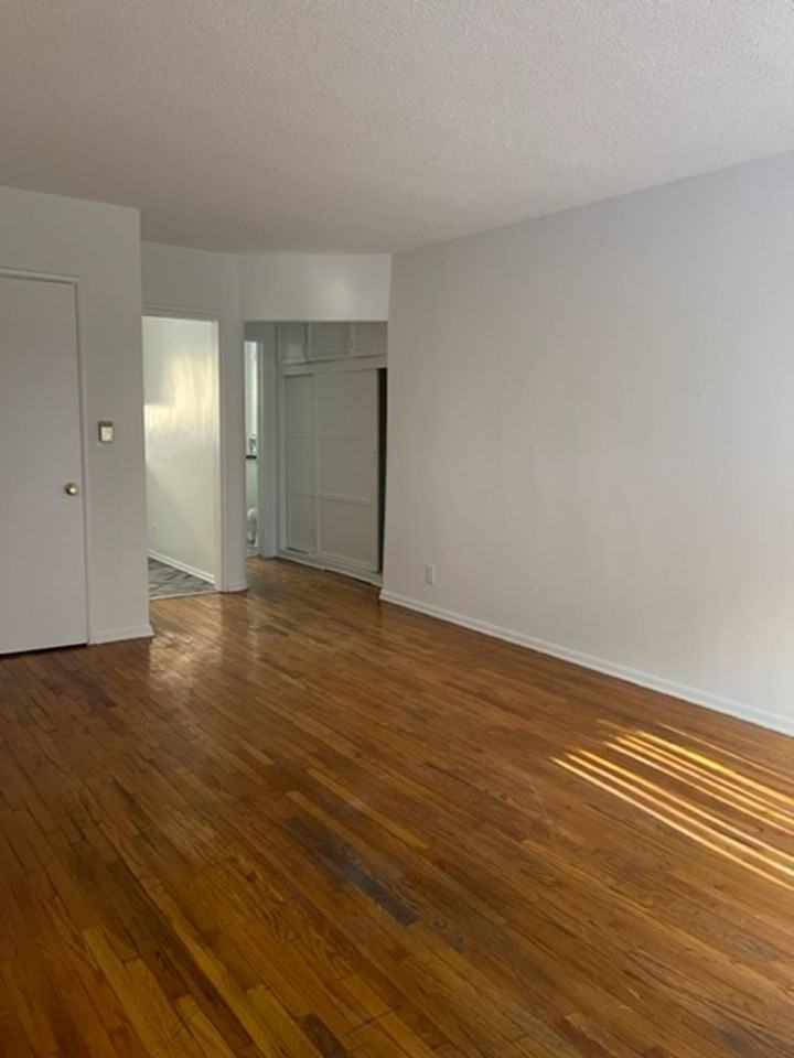 Sierra Vista 5460 - Photo 3 of 7