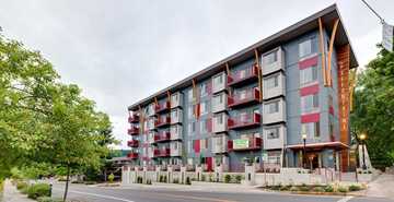 featured image of 1801 University St