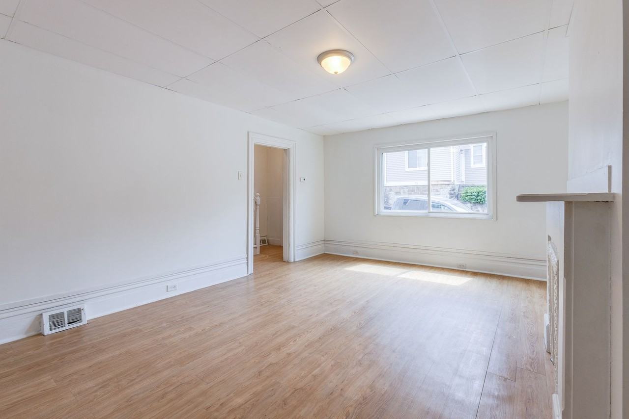 132 Southern Ave - Photo 4 of 28