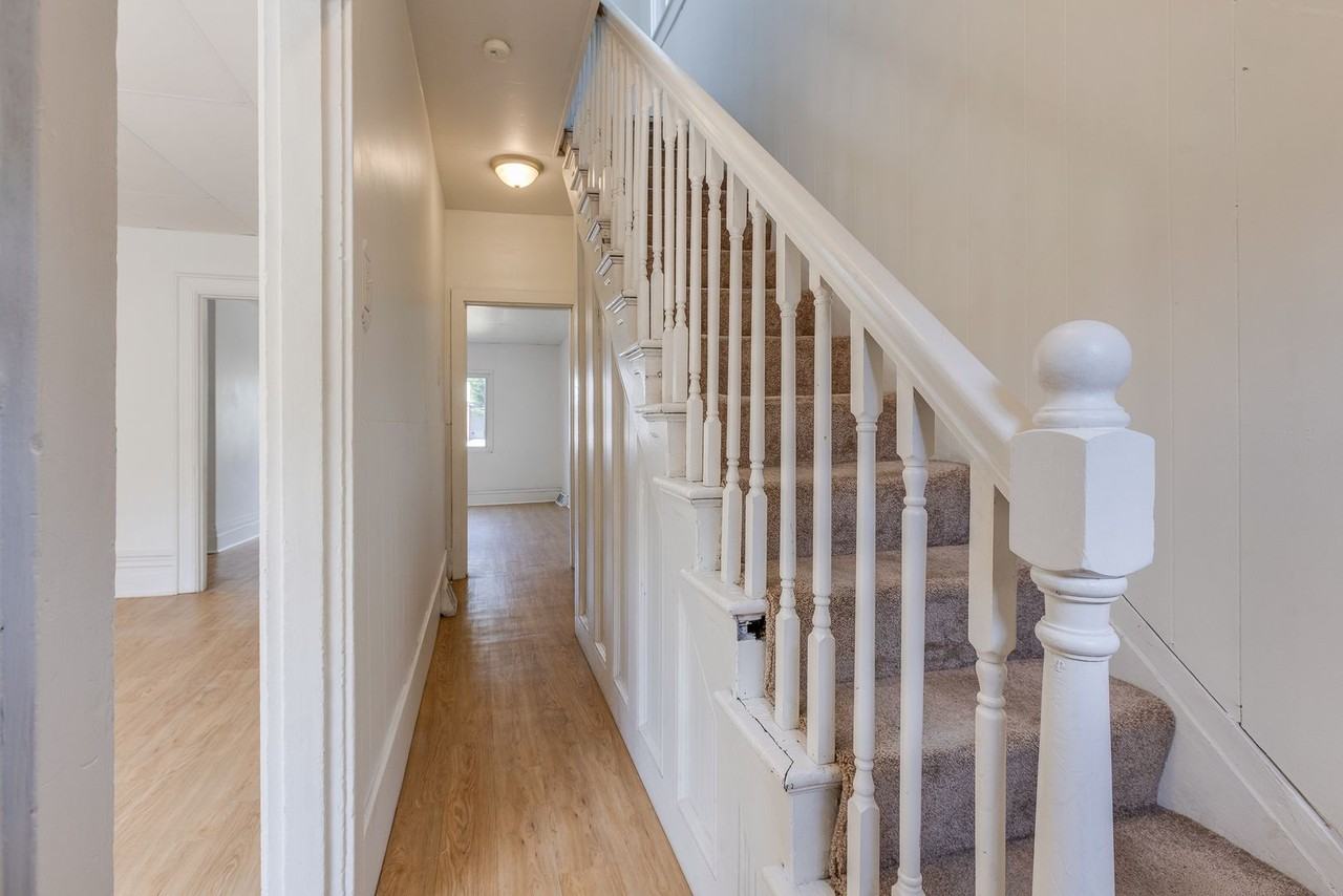 132 Southern Ave - Photo 6 of 28