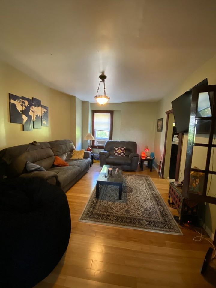 405 Edgemont St - Photo 4 of 23