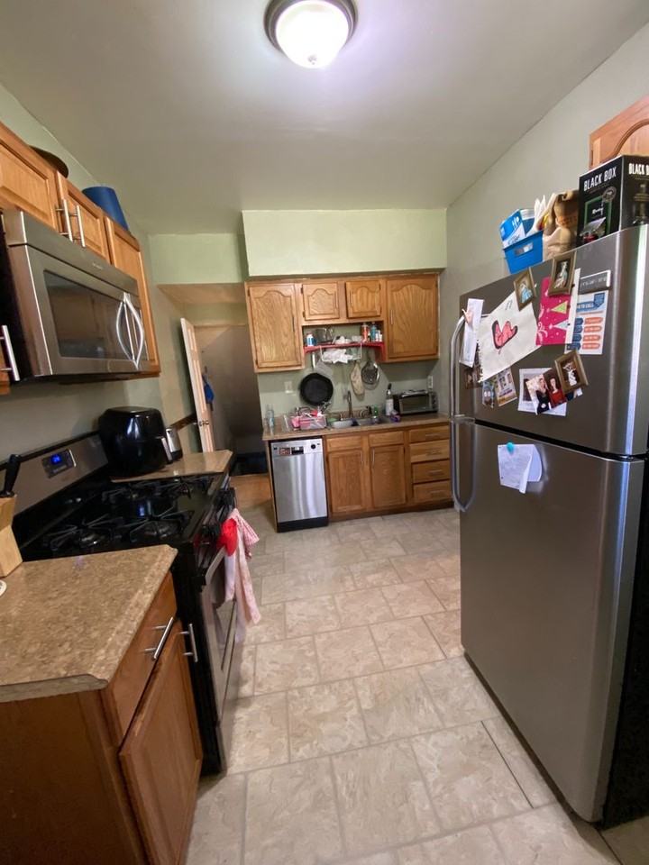 405 Edgemont St - Photo 7 of 23