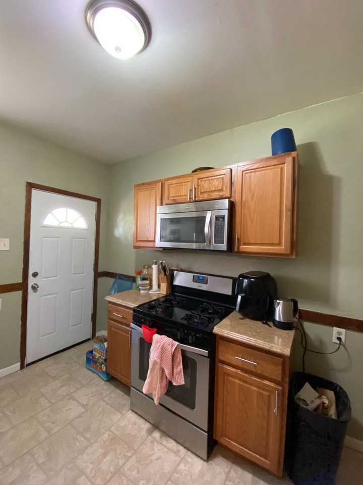 405 Edgemont St - Photo 5 of 21