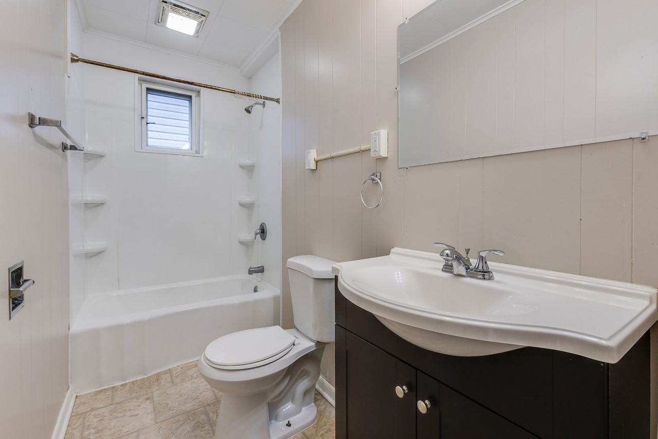 428 Natchez St - Photo 3 of 41