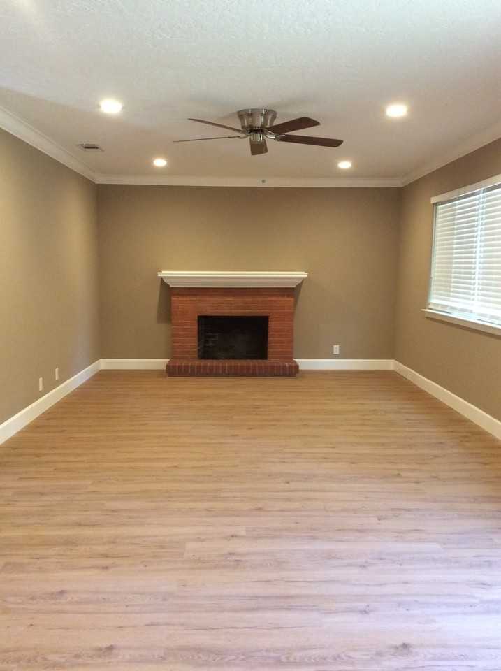 1305 Suzanne Ave - Photo 3 of 20