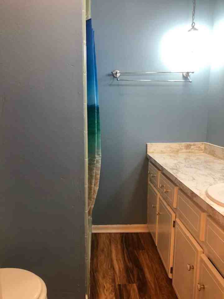 5921 Admiral Doyle Rd - Photo 3 of 20