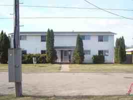 featured image of 17 Becker St