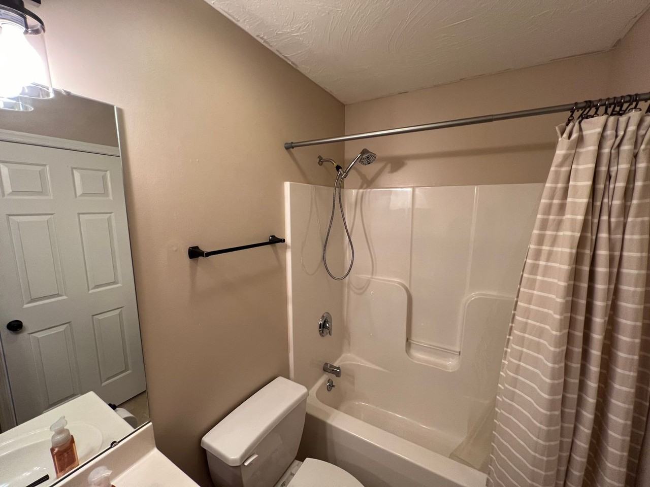 36 Buttonwood Ln - Photo 7 of 16
