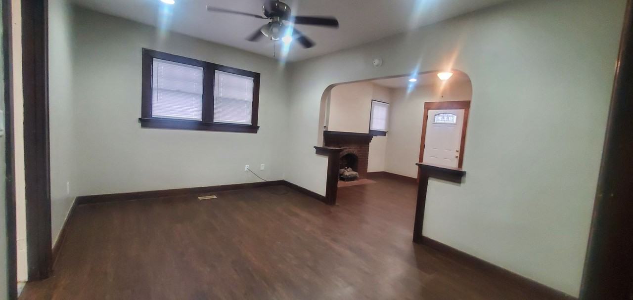 118 N Quentin Ave - Photo 2 of 19