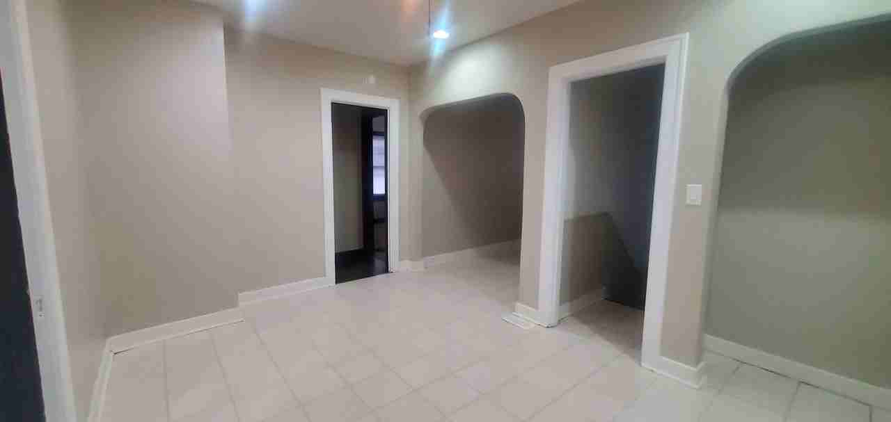118 N Quentin Ave - Photo 5 of 19