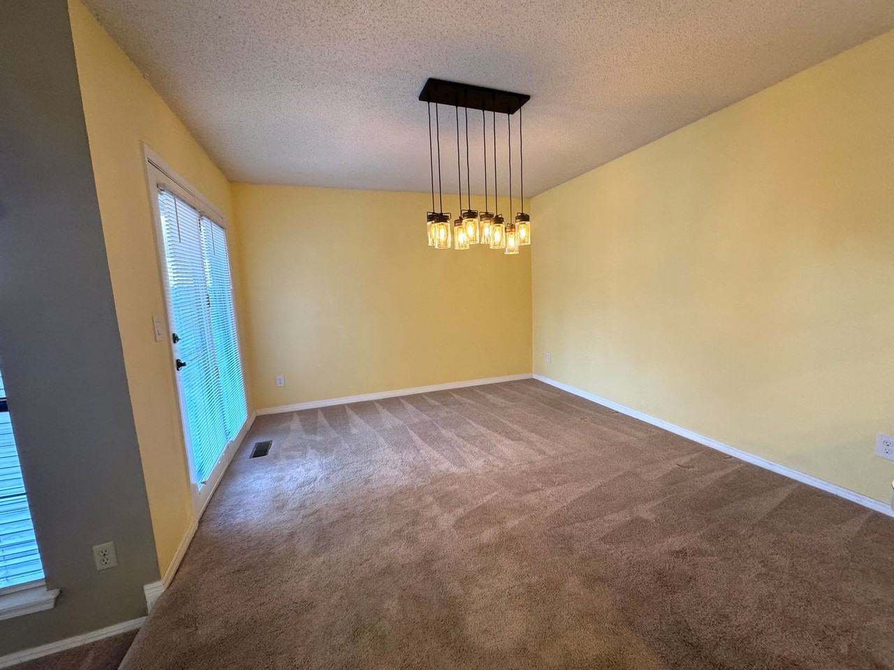 7942 S 88th East Ave - Photo 7 of 50