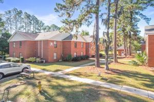 featured image of 12220 Apache Ave