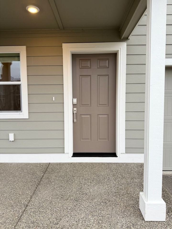 1113 16th Dr - Photo 2 of 25