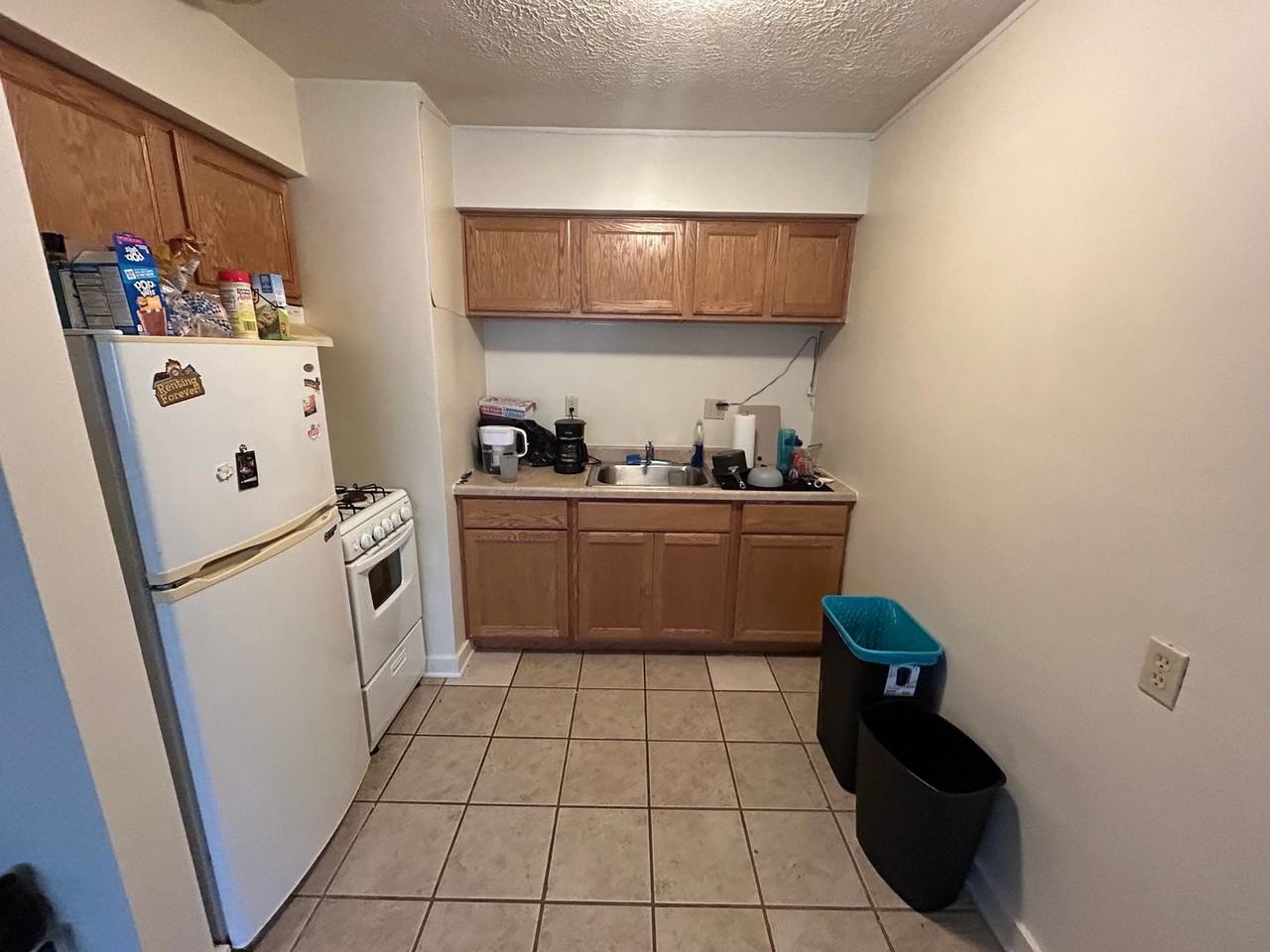 1601 N Farwell Ave - Photo 2 of 19