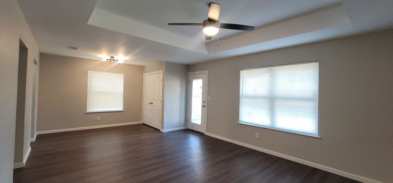 2537 Windy Pine Ln #2537 - Photo 3 of 20