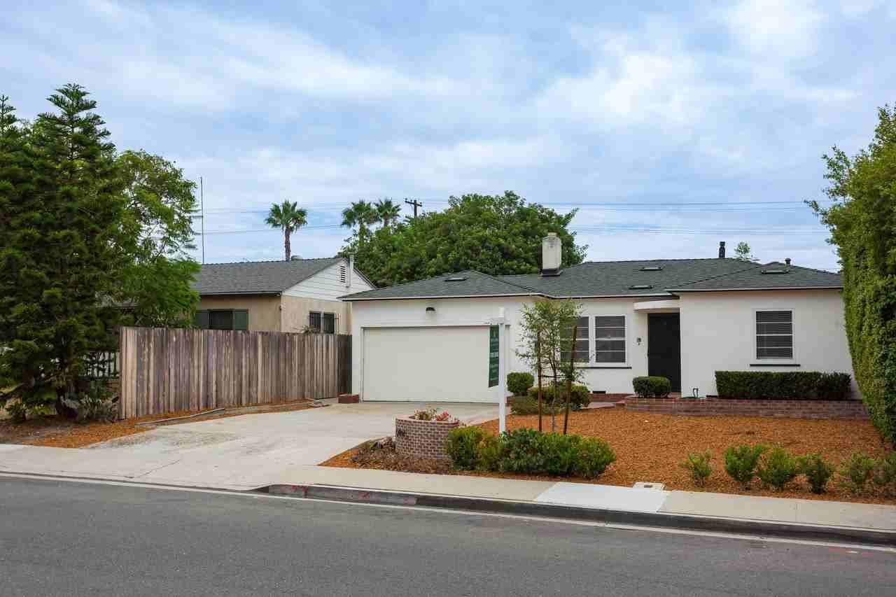 6867 Mohawk St - Photo 2 of 16