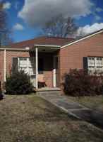 featured image of 423 Harper Ave