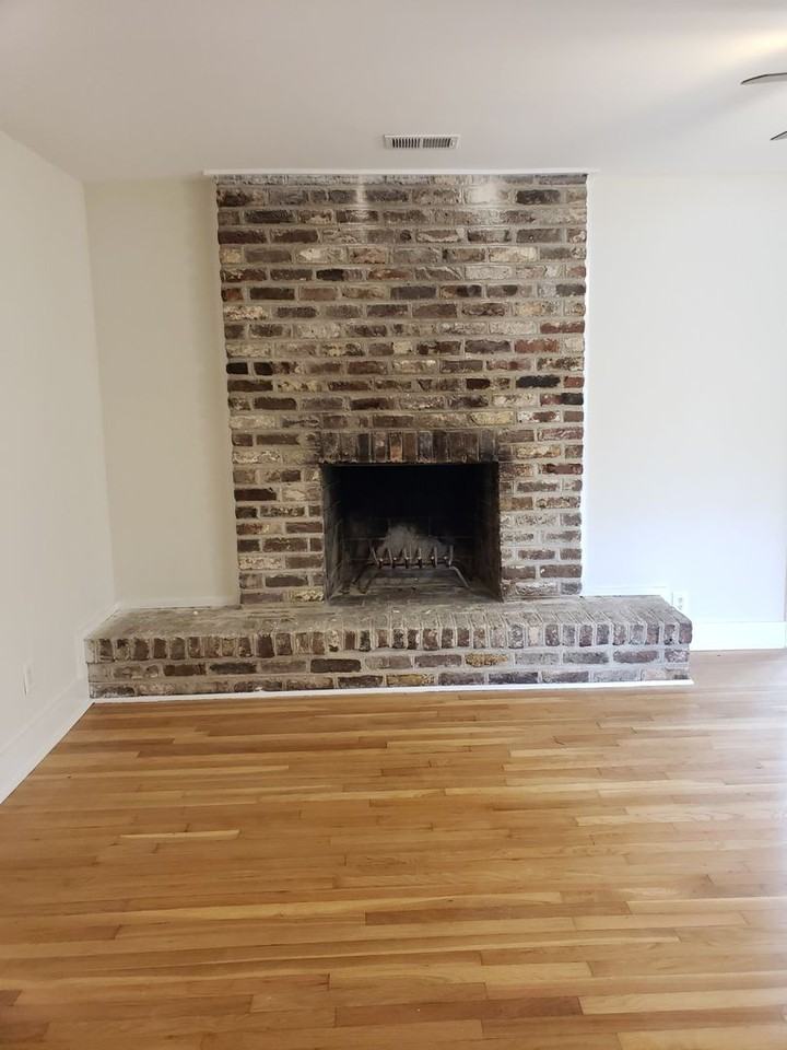 1558 Dunnes Ln - Photo 7 of 26