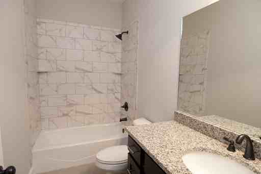 203 Park West Loop - Photo 5 of 15