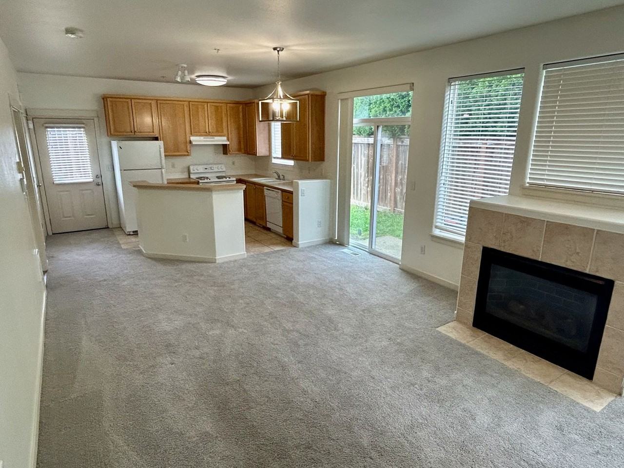 13751 Se 149th Ter - Photo 4 of 10