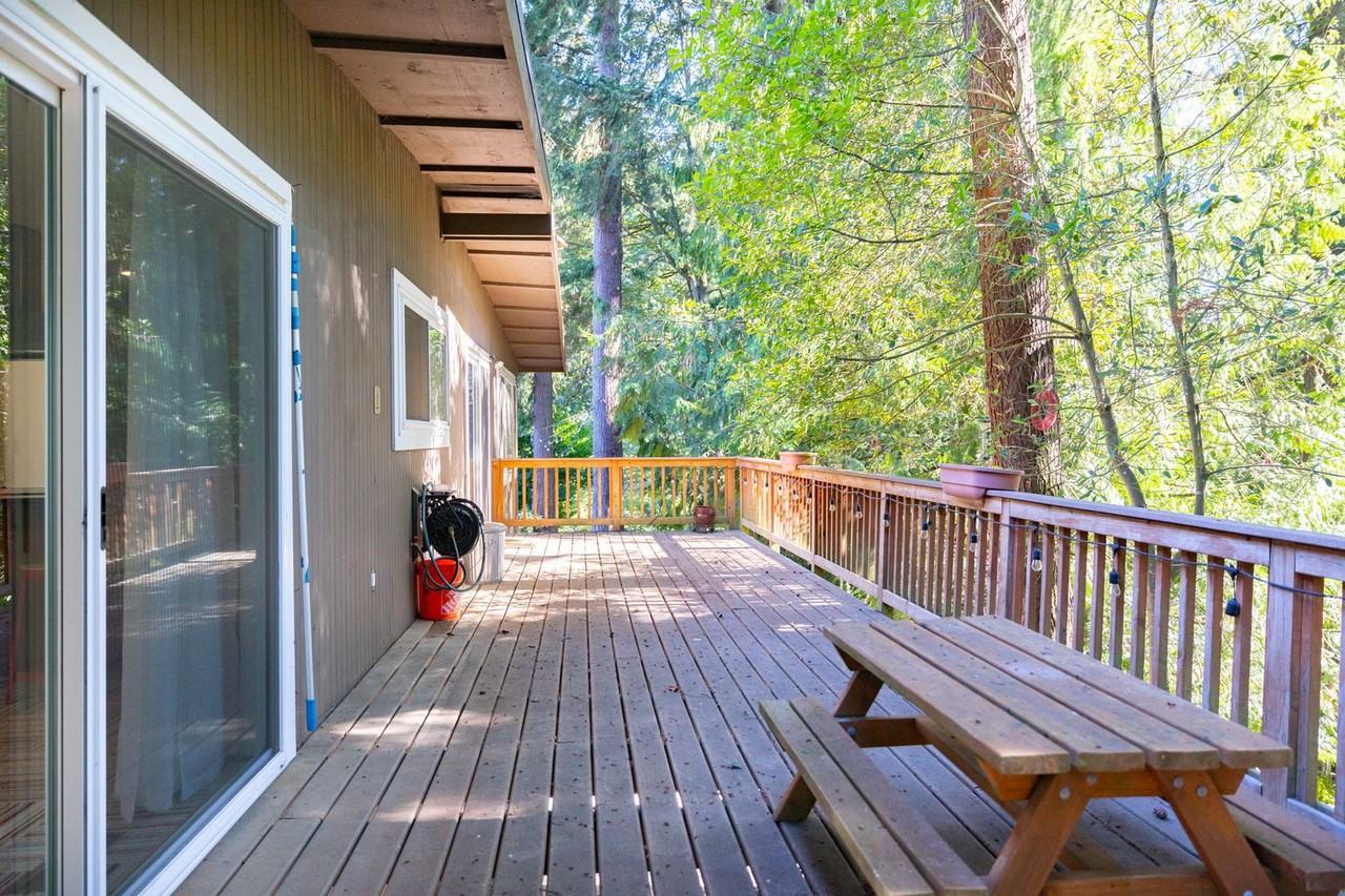 19801 95th Ave Ne - Photo 2 of 32