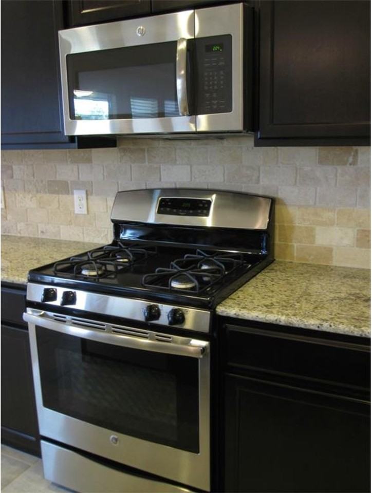 370 Evening Star - Photo 5 of 14