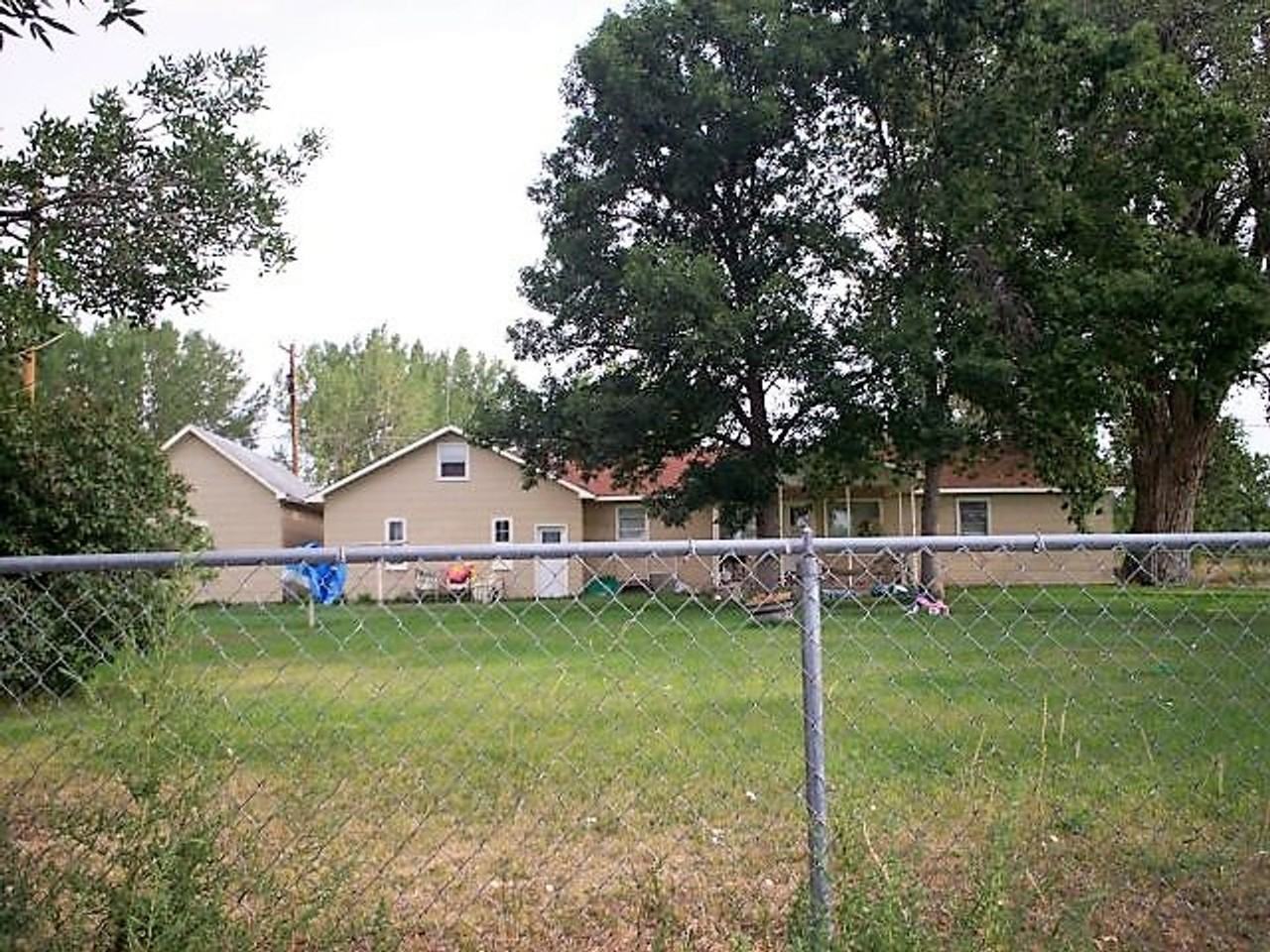 308 W 12th St - Photo 3 of 9