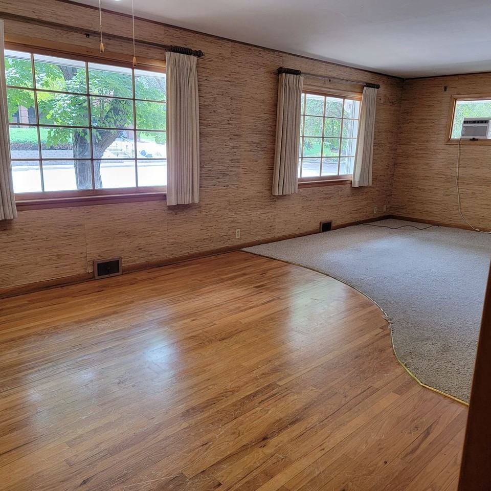 840 Faith Ct - Photo 3 of 12