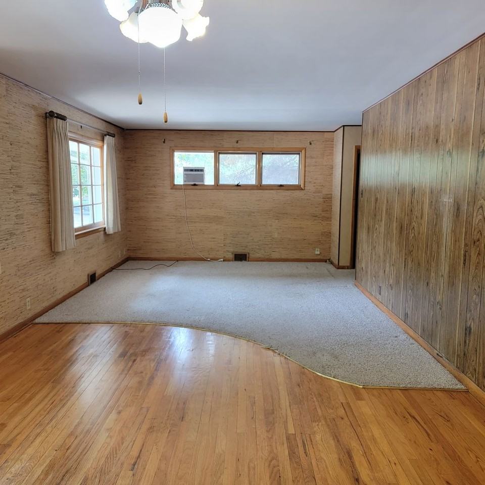 840 Faith Ct - Photo 4 of 12
