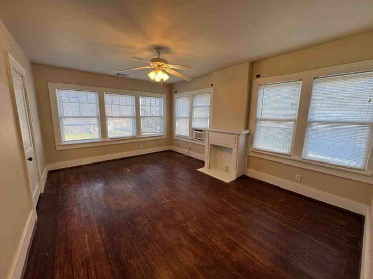 1446 Nw 31st St #A - Photo 2 of 8