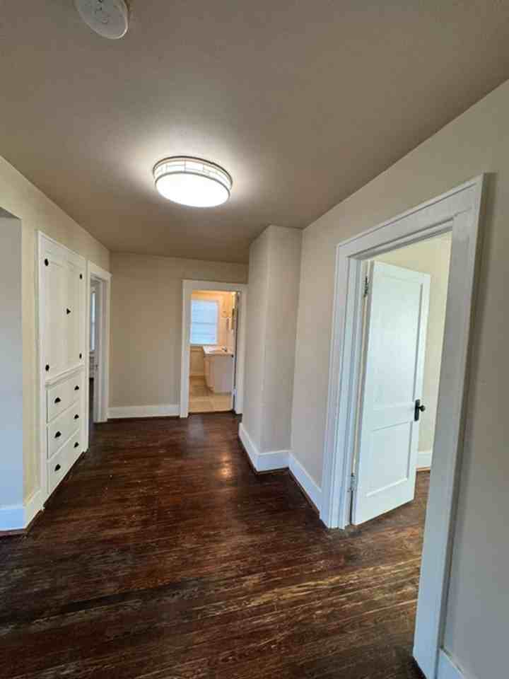 1446 Nw 31st St #A - Photo 6 of 8