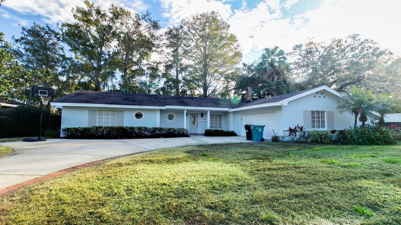 1720 Lake Shore Dr - Photo 2 of 17