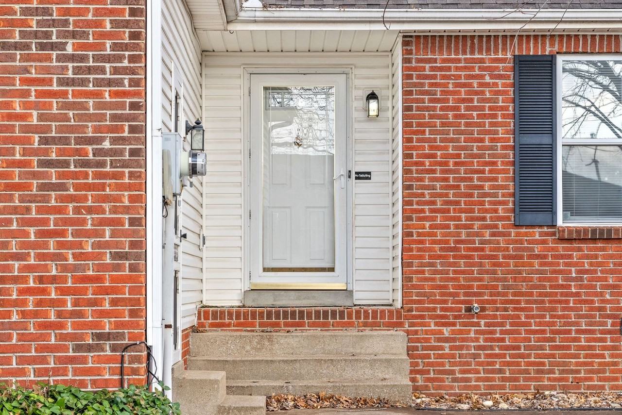 255 Grassmire Dr - Photo 2 of 20