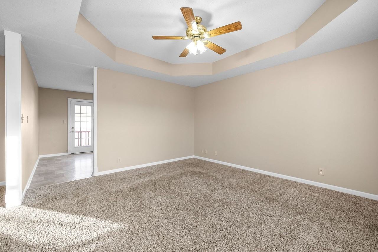 255 Grassmire Dr - Photo 6 of 20