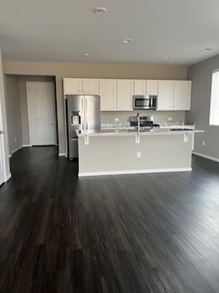 27883 E 9th Ln - Photo 2 of 20