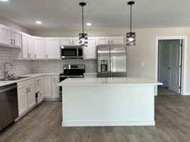 featured image of 950 S Hebron Ave