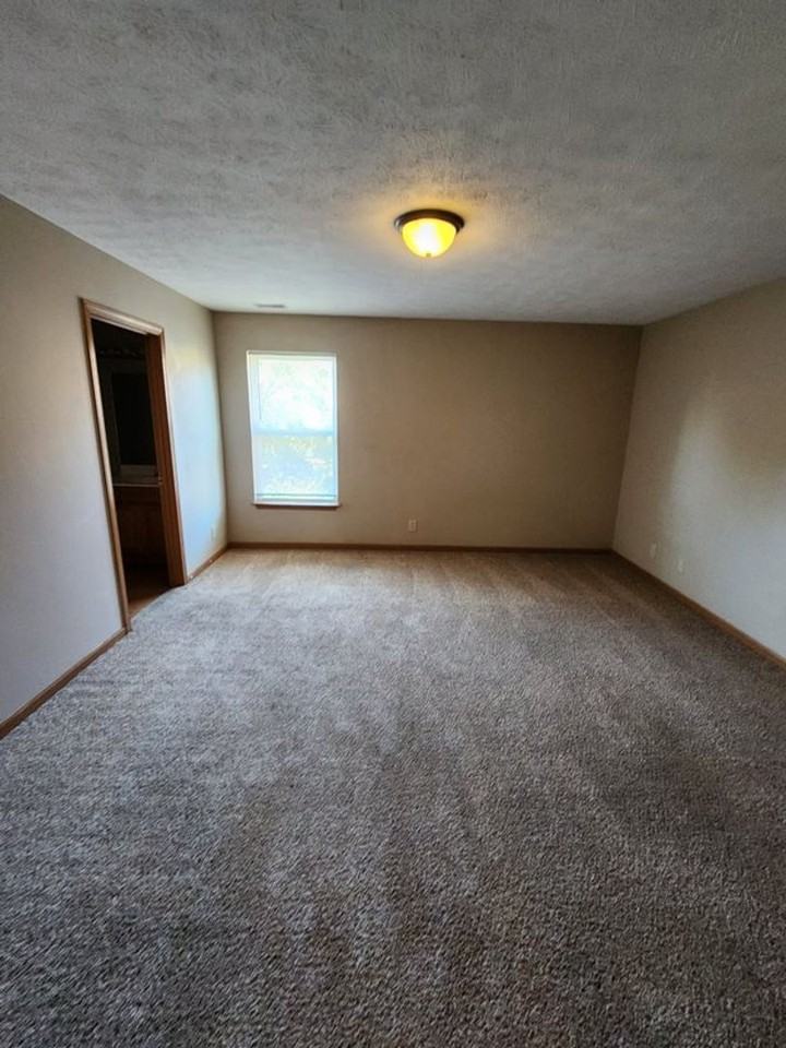 3920 Ledyard St - Photo 6 of 10