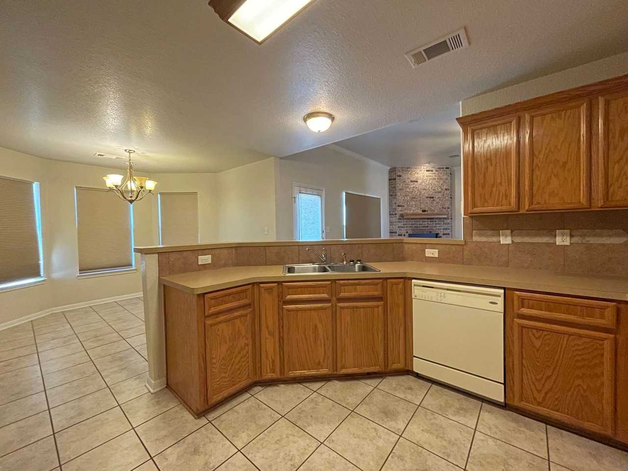 257 English Ln - Photo 6 of 24