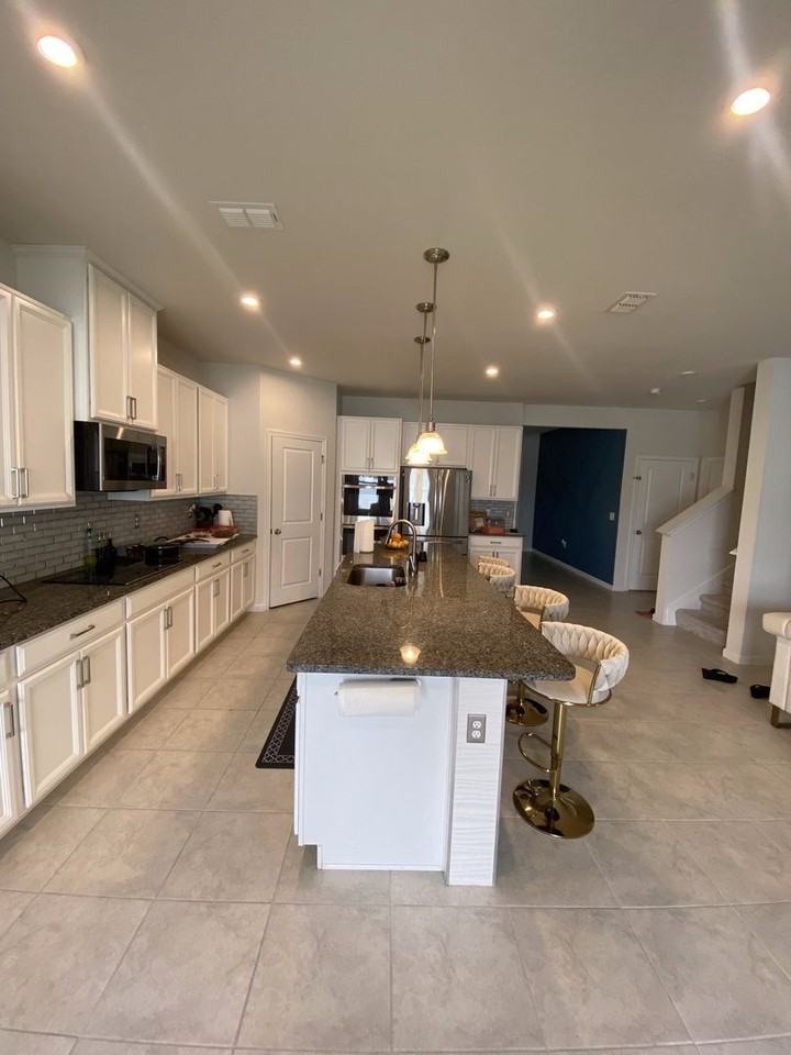 100 Lavenna Ave - Photo 2 of 25