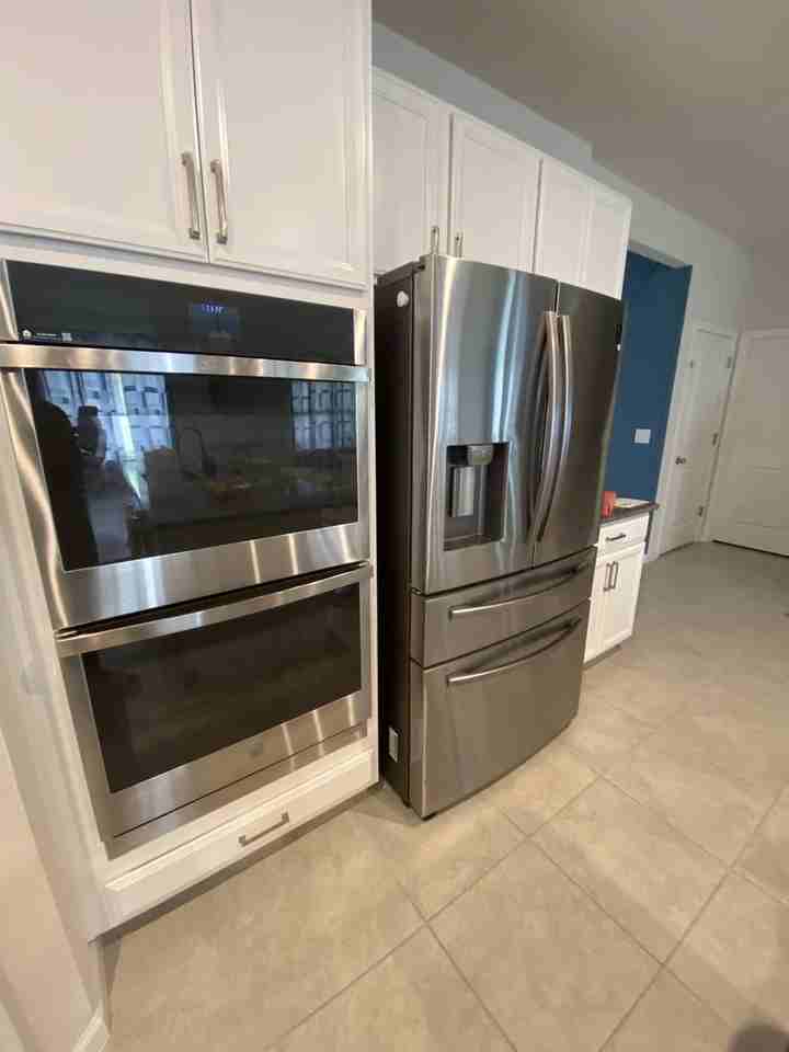 100 Lavenna Ave - Photo 4 of 25