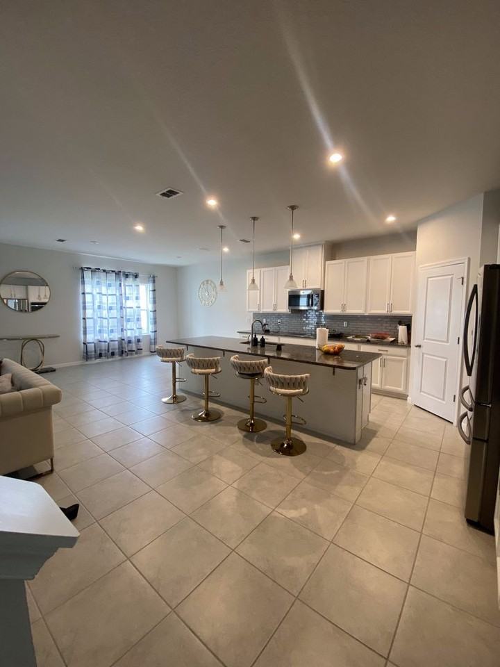 100 Lavenna Ave - Photo 5 of 25