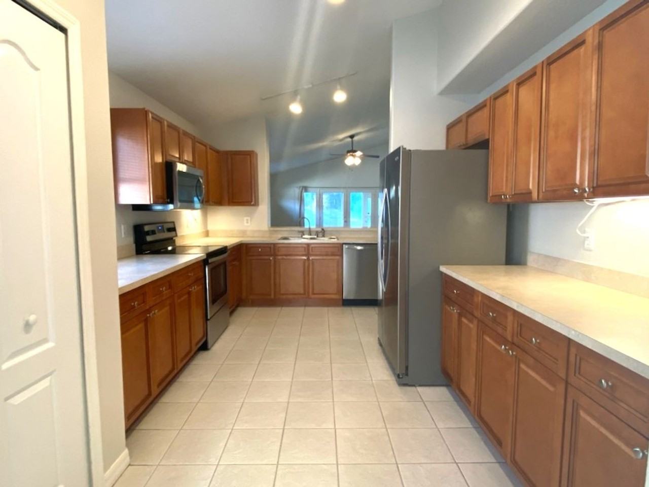 8 Lake Walden Trl - Photo 3 of 23