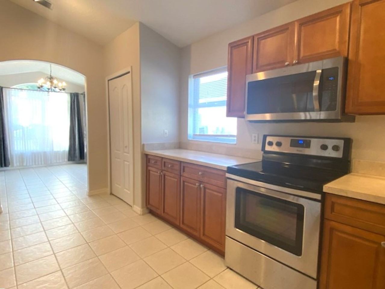 8 Lake Walden Trl - Photo 4 of 23