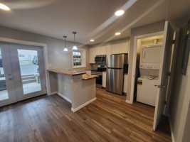 featured image of 515 Davis St