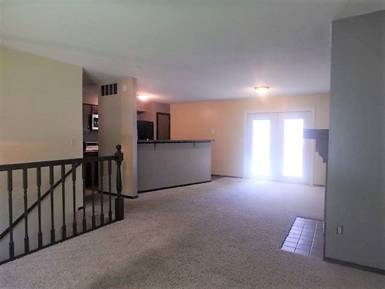 4516 Salem Dr - Photo 5 of 32