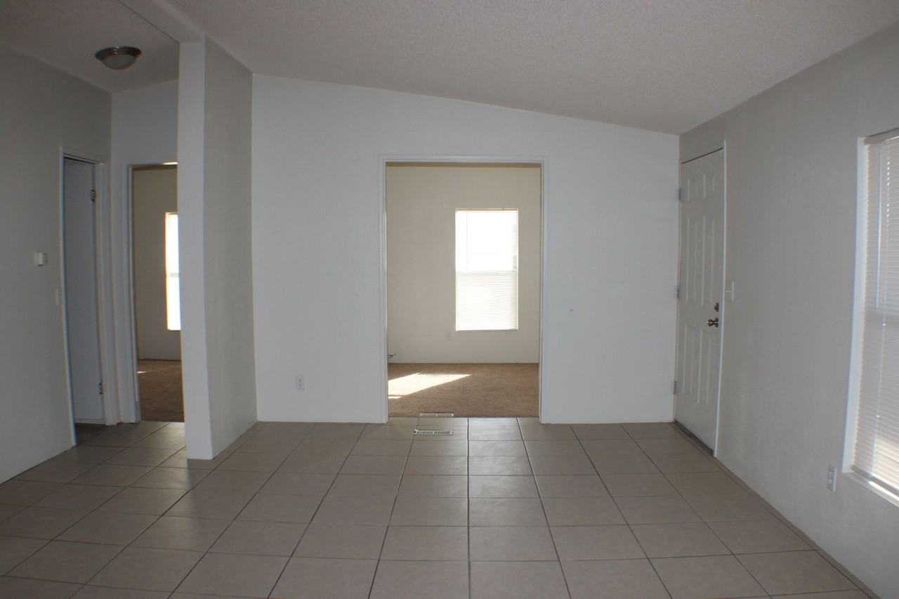 21752 69th St - Photo 7 of 15